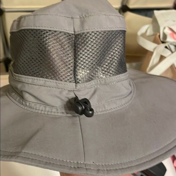 Columbia Gray Sun Hat - Picture 8 of 11